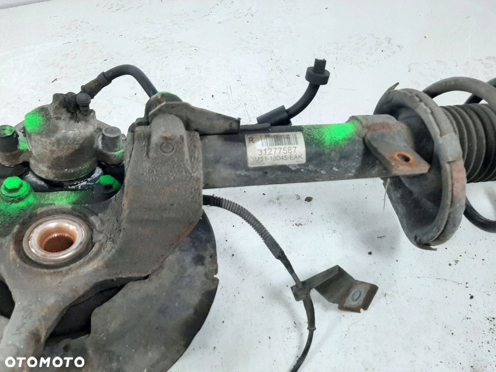 VOLVO S40 II 1.6D 06R ZWROTNICA MCPHERSON PRAWY PRZOD 31277587 - 10