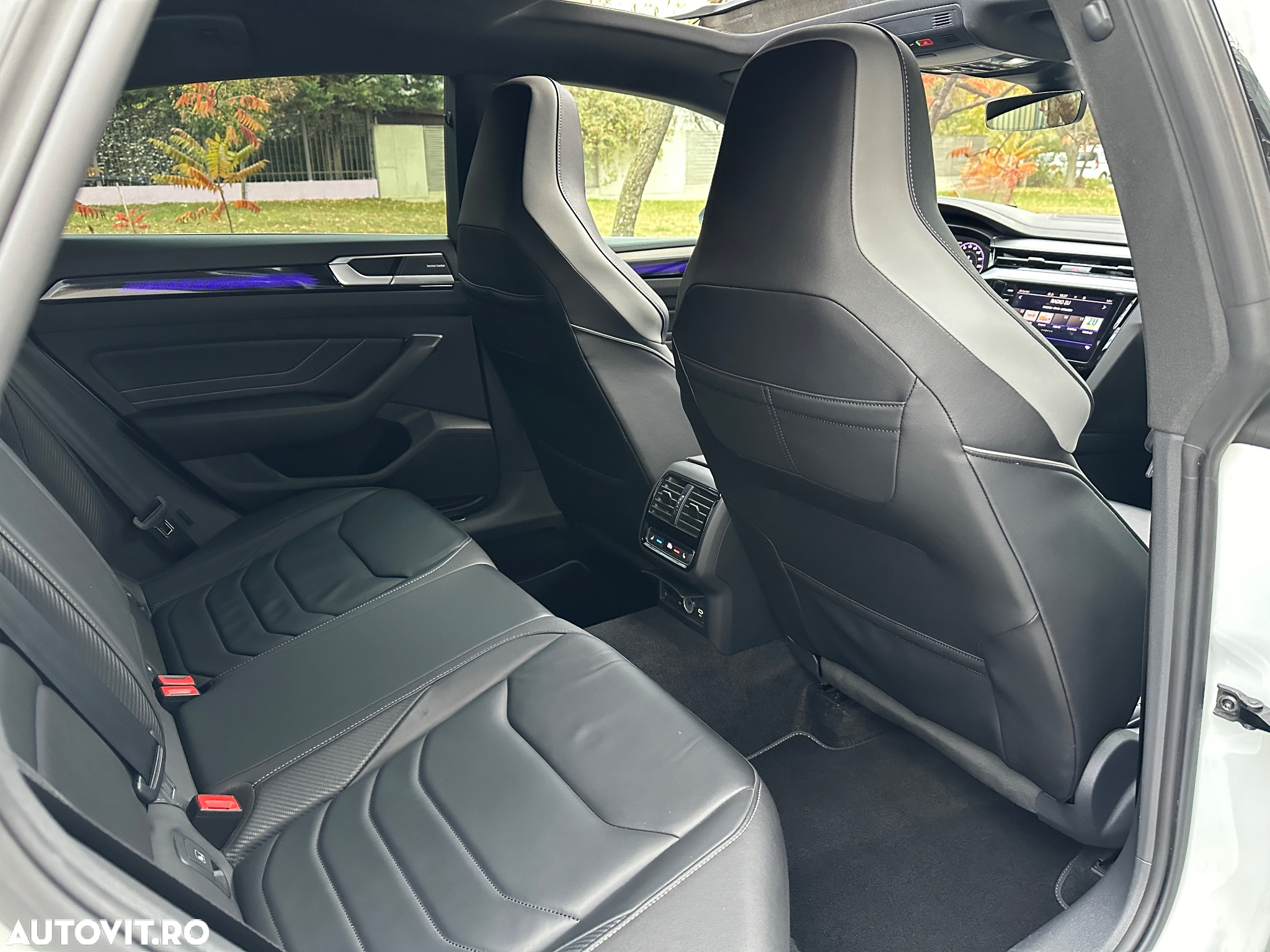 Volkswagen ARTEON 2.0 TDI SCR 4Motion DSG R-Line - 9