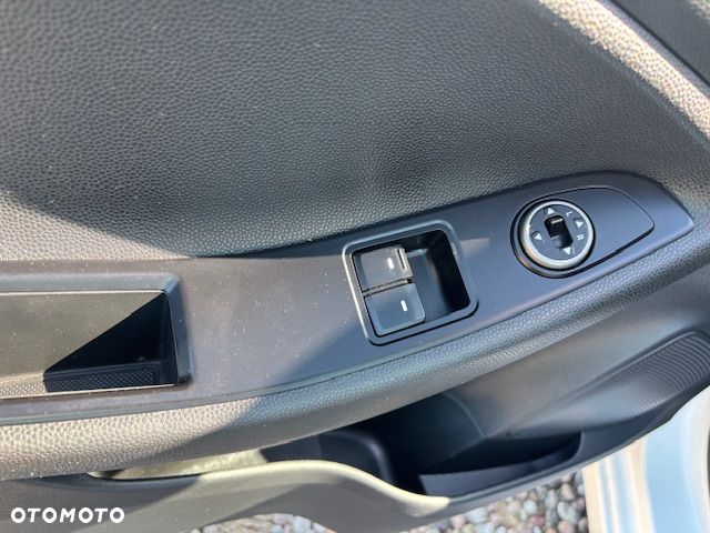 Hyundai i20 1.0 T-GDI Classic Plus DCT - 17