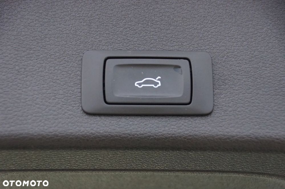 Audi A4 Allroad 2.0 TDI Quattro S tronic - 33