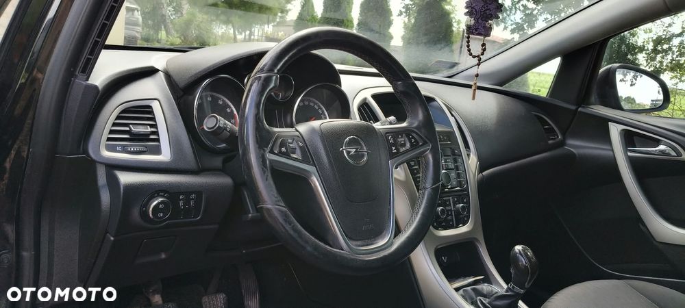 Opel Astra - 11