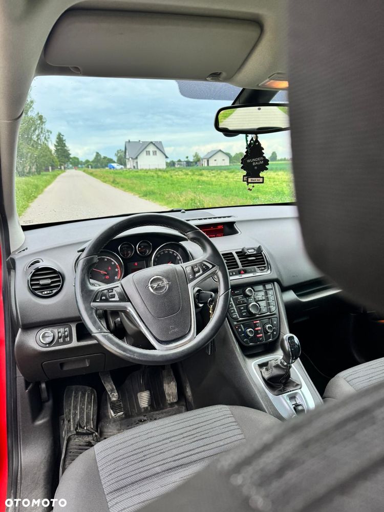 Opel Meriva - 10