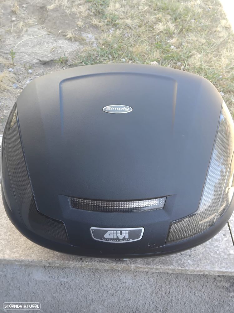 Suzuki SFV Gladius - 10