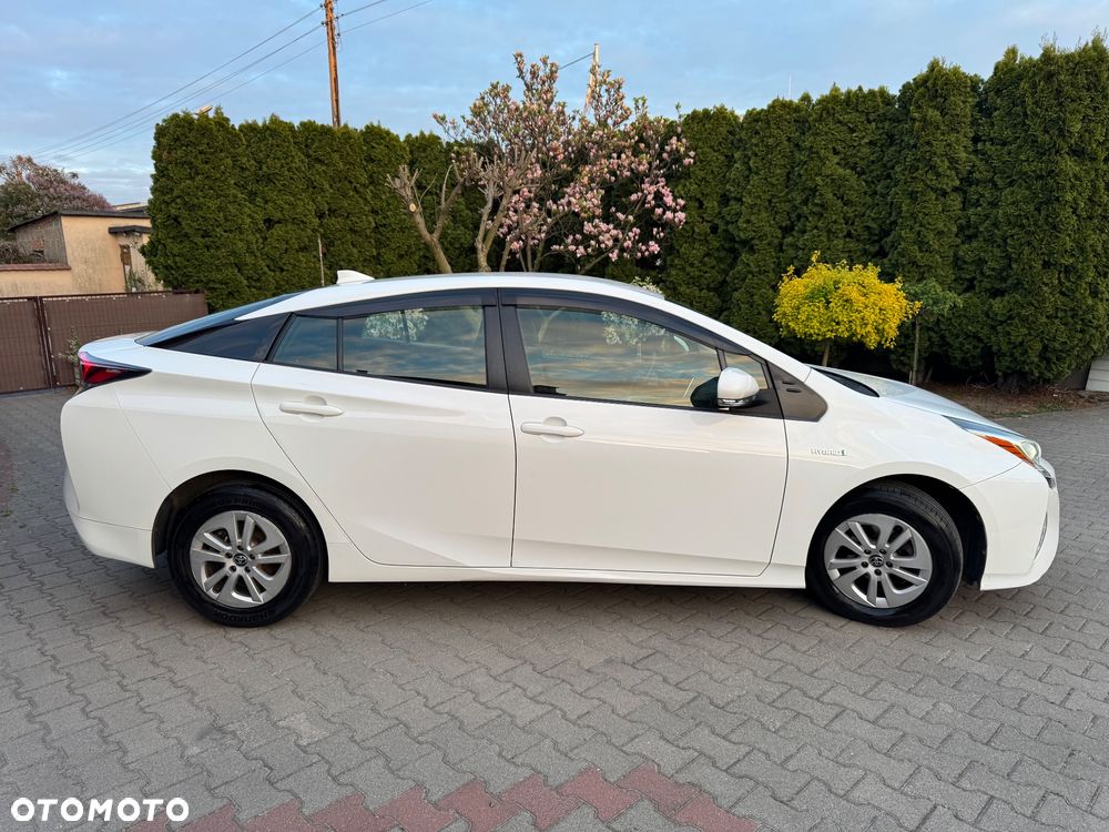 Toyota Prius Hybrid Comfort - 10