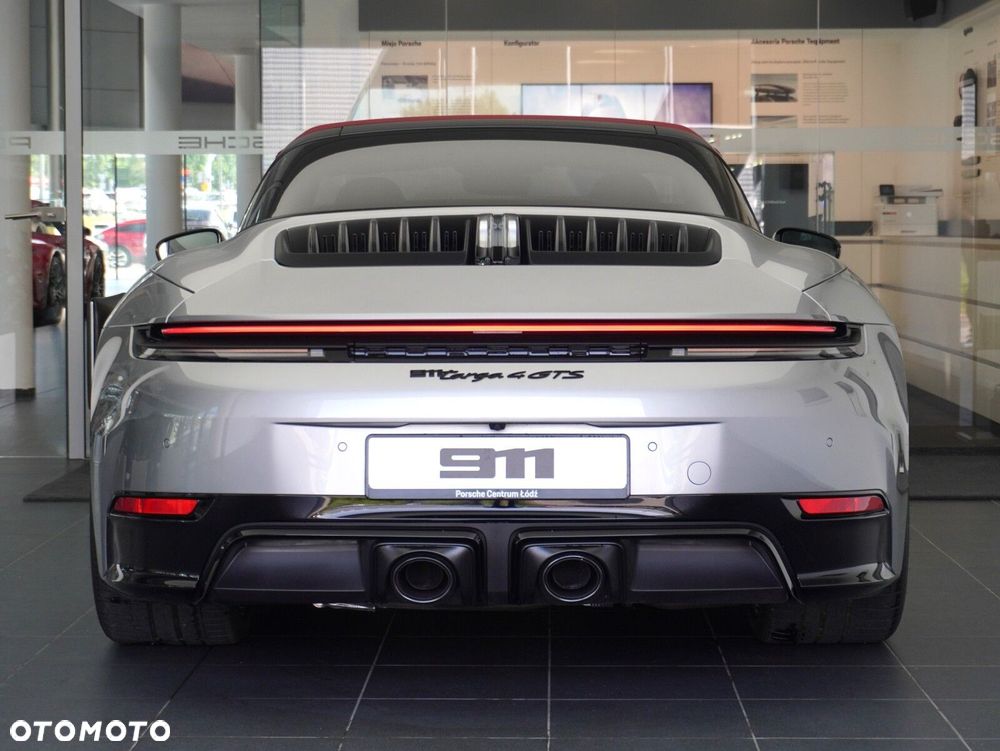 Porsche 911 Targa T-Hybrid 4 GTS - 18