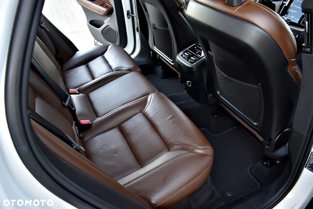 Volvo XC 60 T6 AWD Inscription - 8