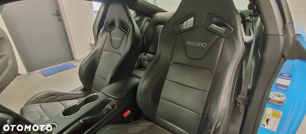 Ford Mustang 5.0 V8 GT - 26