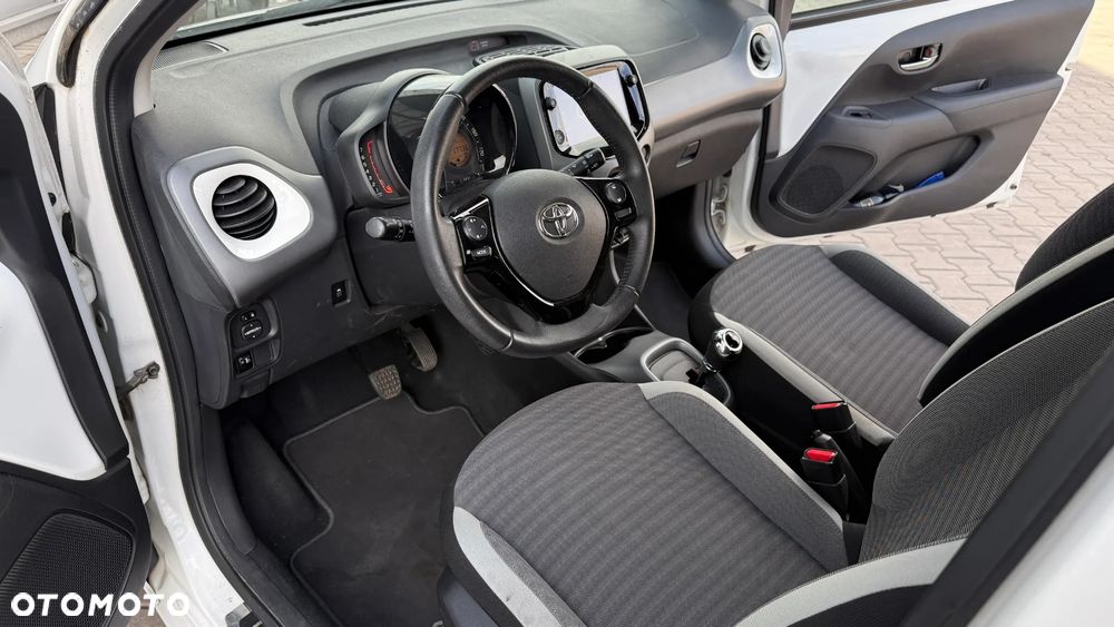 Toyota Aygo - 12