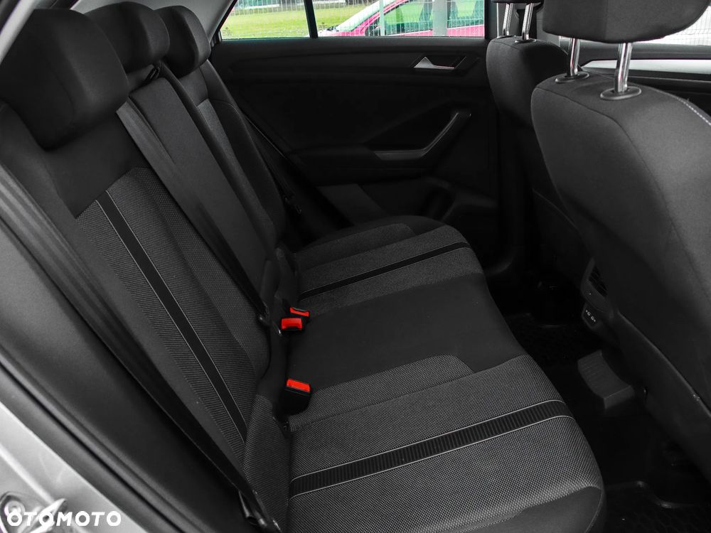 Volkswagen T-Roc 1.0 TSI Life - 12