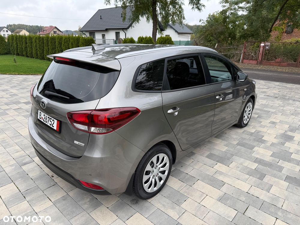 Kia Carens 1.7 CRDi XL 7os - 3