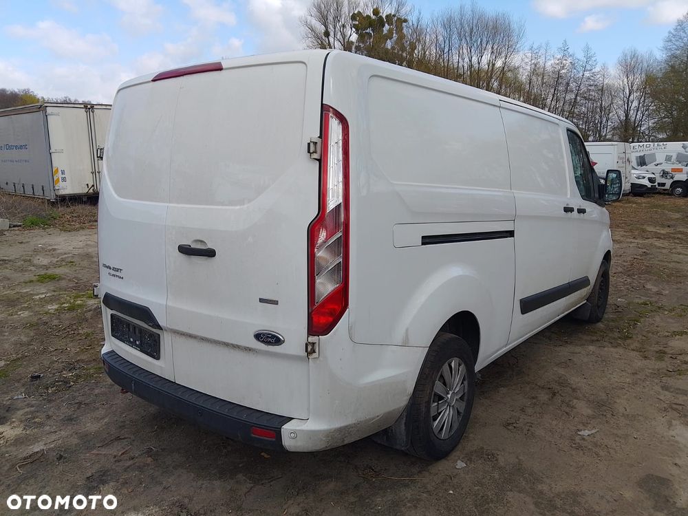 Ford TRANSIT CUSTOM L2H1 - 2