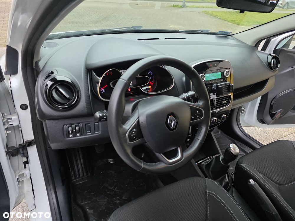 Renault Clio 1.2 16V Life - 24