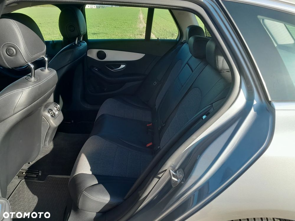 Mercedes-Benz Klasa C 220 CDI 7G-TRONIC Edition - 15