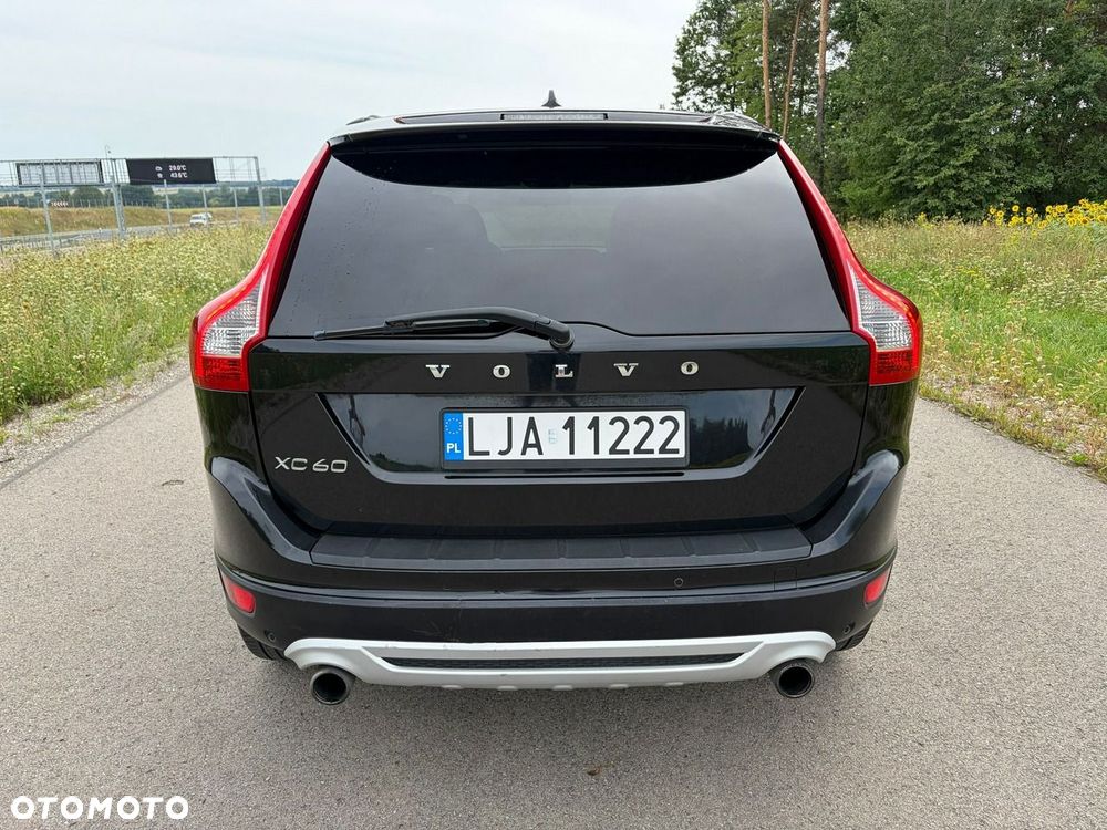 Volvo XC 60 - 4