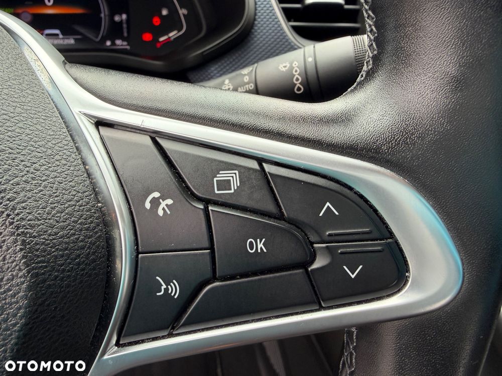 Renault Arkana 1.6 E-TECH Zen MMT - 35