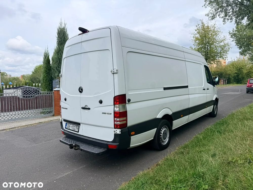 Mercedes-Benz Sprinter - 3