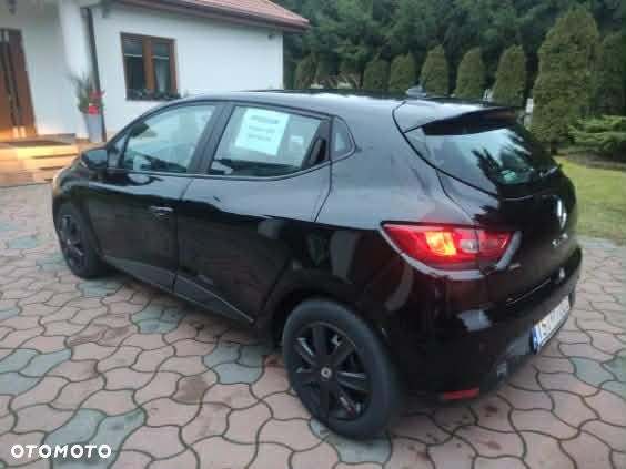 Renault Clio 1.2 16V 75 Experience - 5