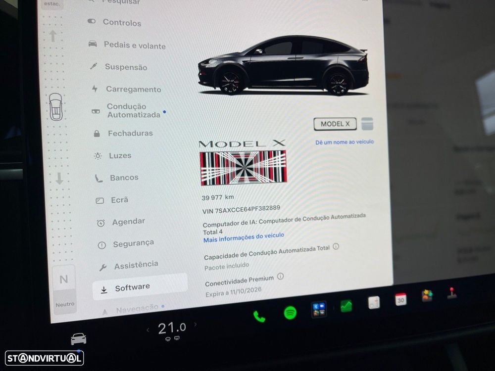 Tesla Model X Plaid - 4