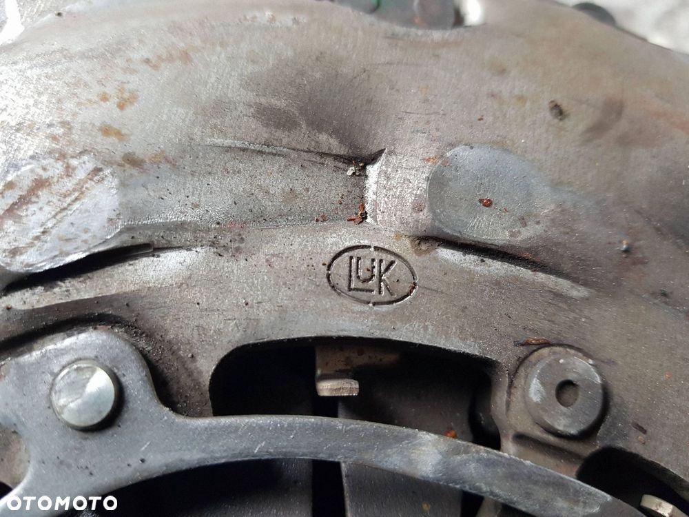 VW TIGUAN I 5N 06-15r 2.0 TDI CBA KOŁO DWUMASOWE 124050510 - 2
