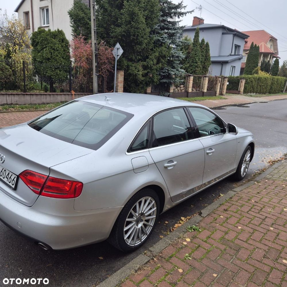 Audi A4 Limousine - 3