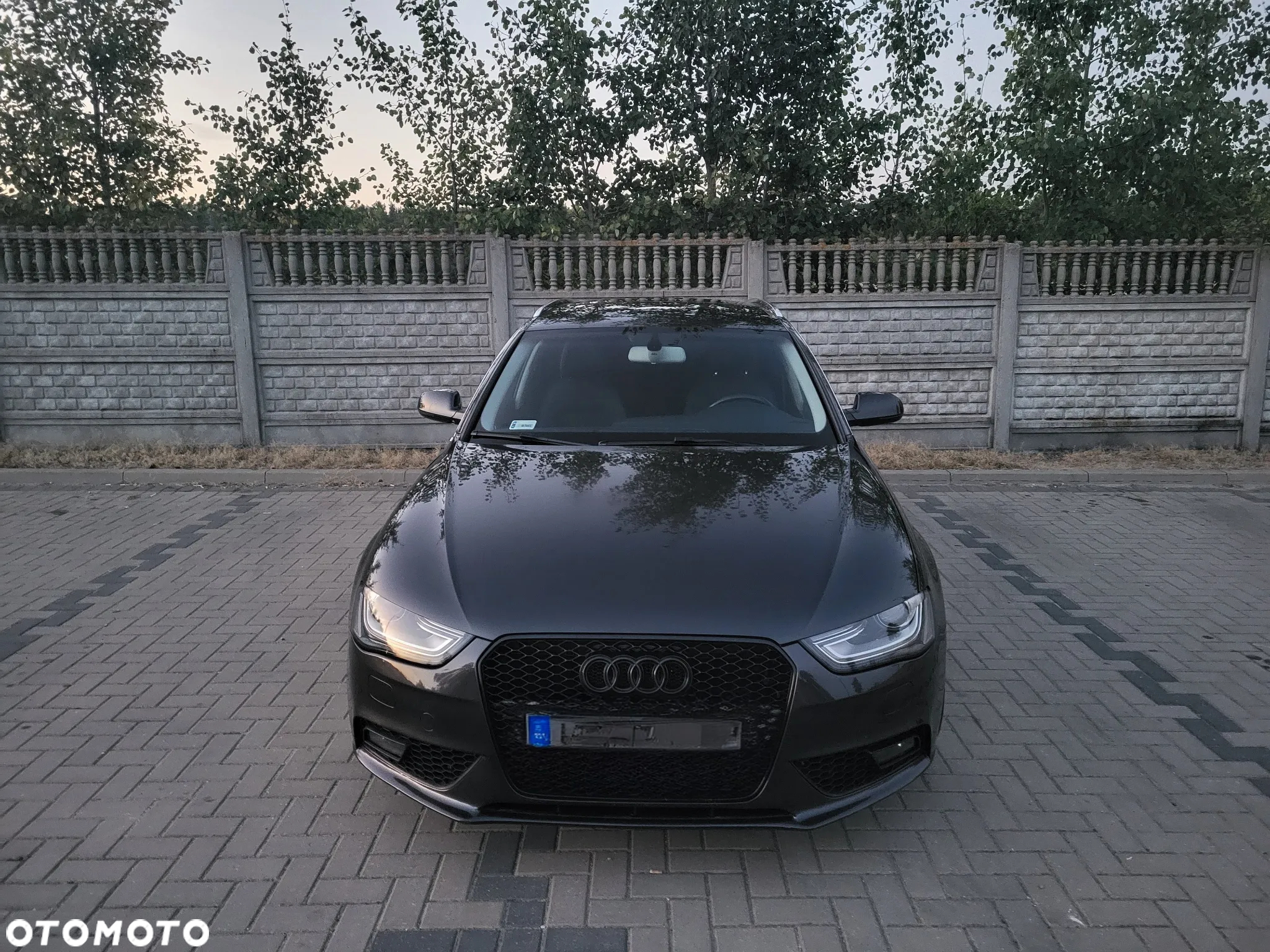 Audi A4 - 4