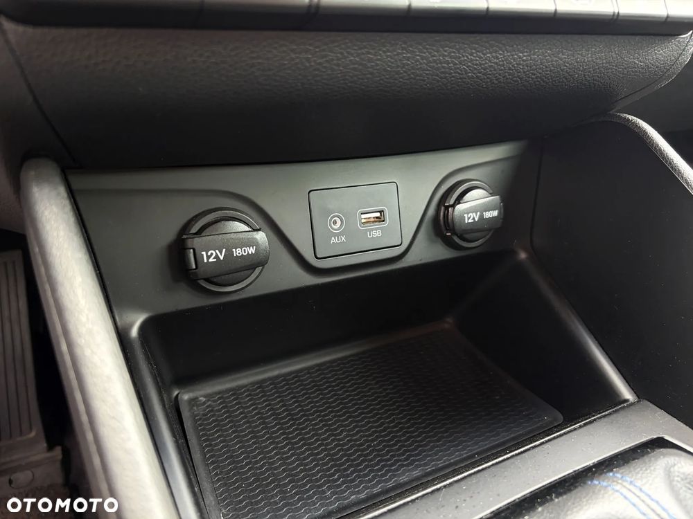 Hyundai Tucson blue 1.7 CRDi 2WD DCT Premium - 31