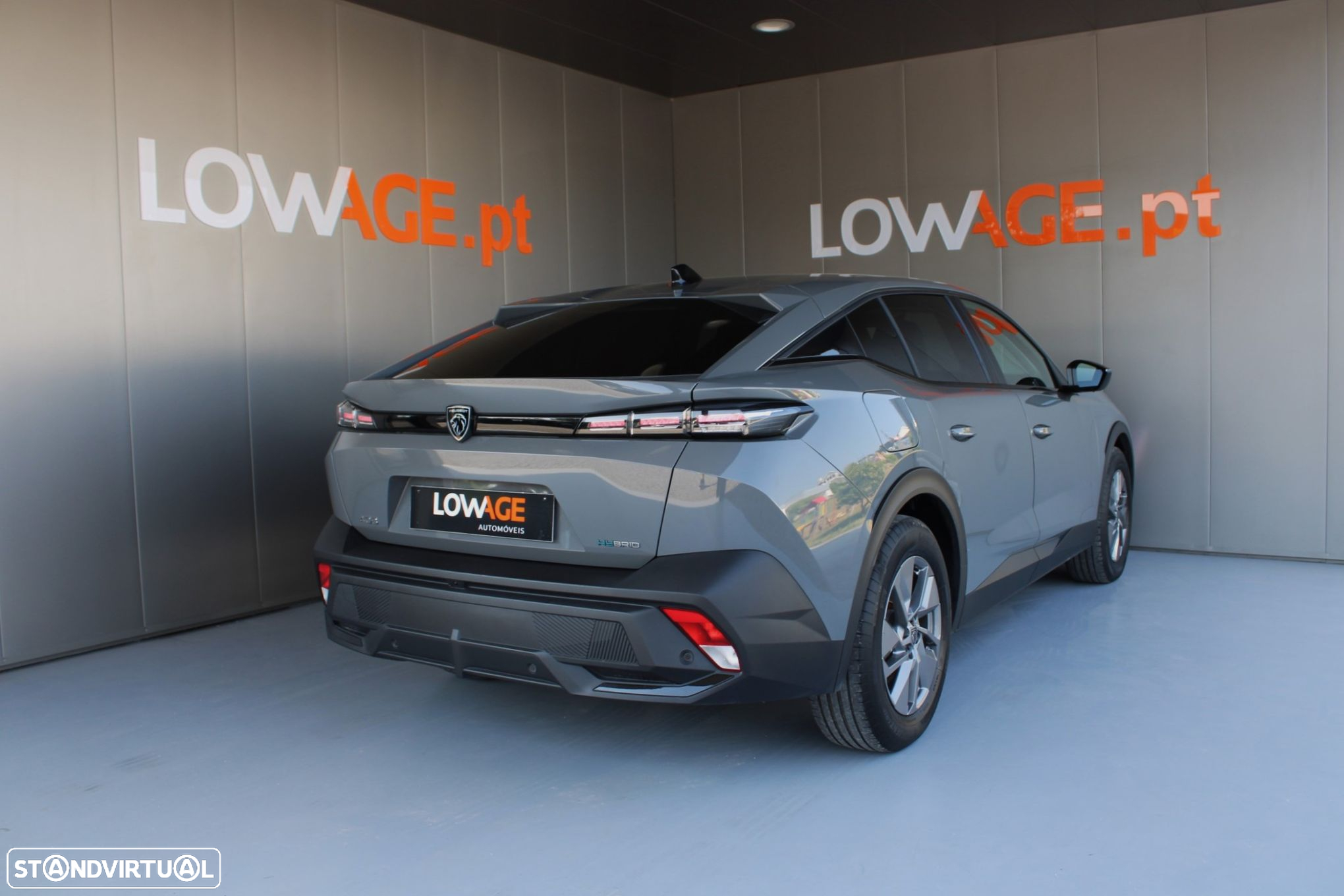 Peugeot 408 1.6 Hybrid Allure e-EAT8 - 33