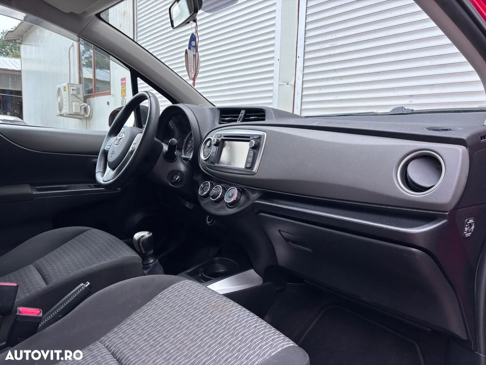 TOYOTA Yaris 2014 — imagine 27