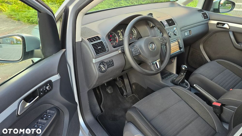 Volkswagen Touran 2.0 TDI DPF Cup - 9
