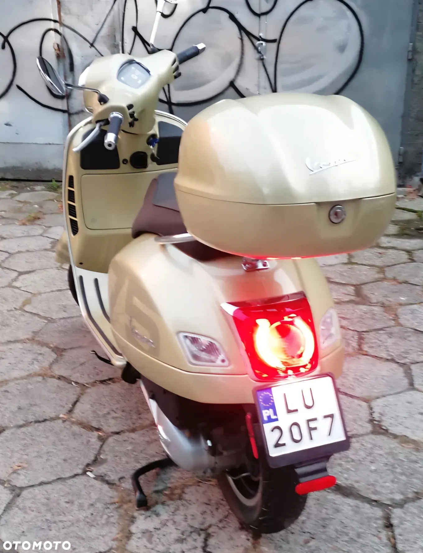 Piaggio Vespa - 7