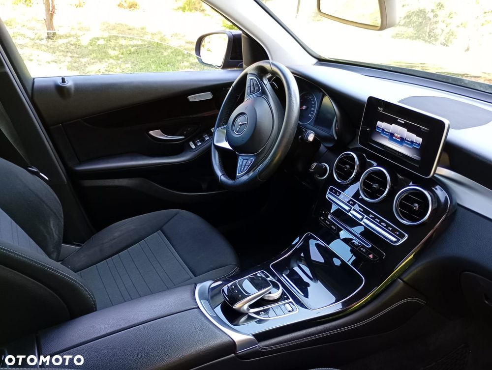 Mercedes-Benz GLC - 10