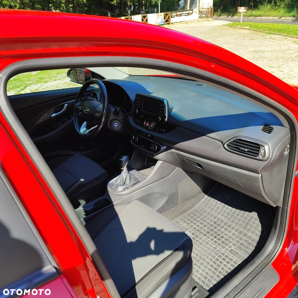 Hyundai i30 1.4 Premiere Comfort - 16