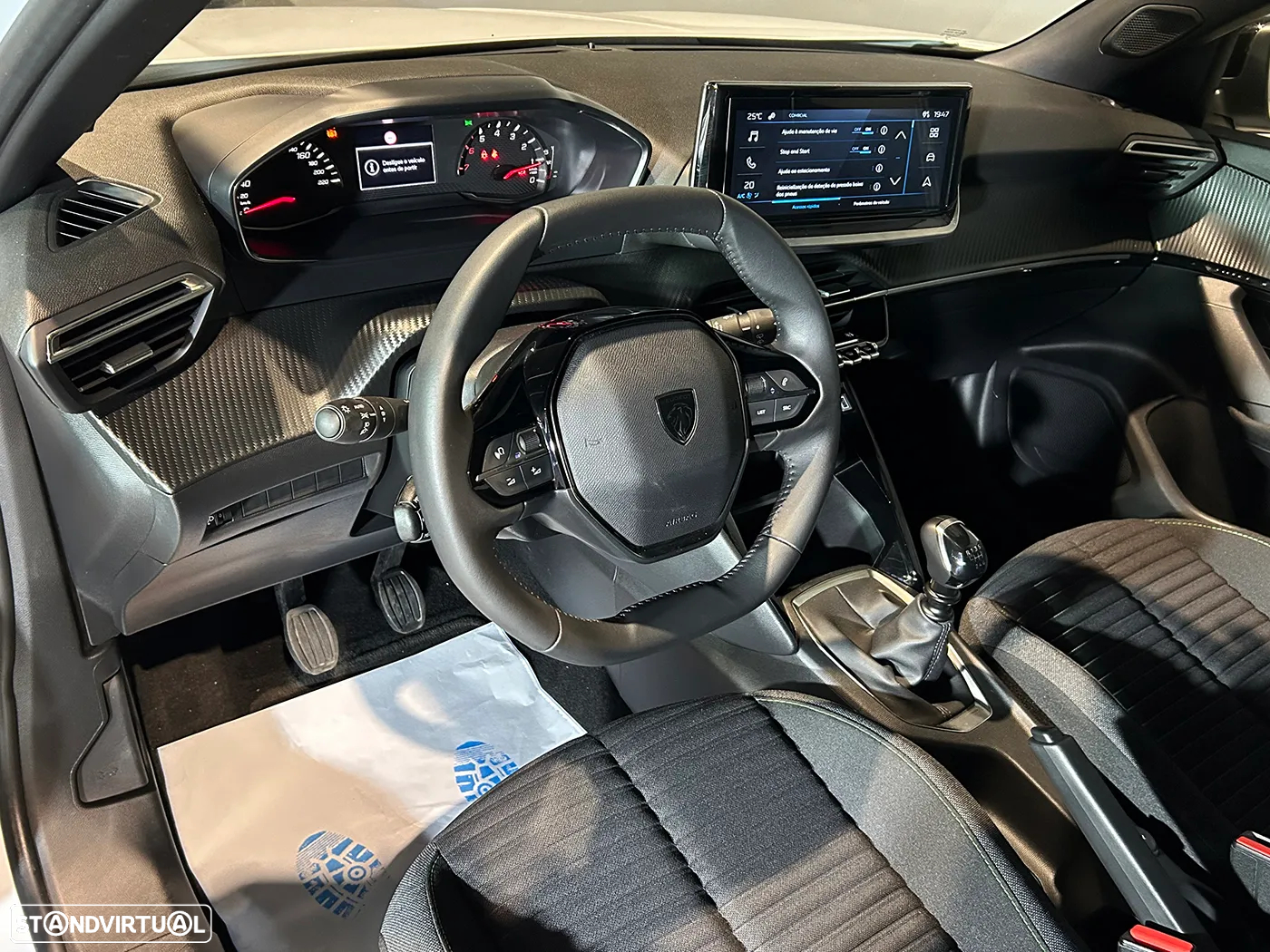 Peugeot 2008 1.2 PureTech Active - 15