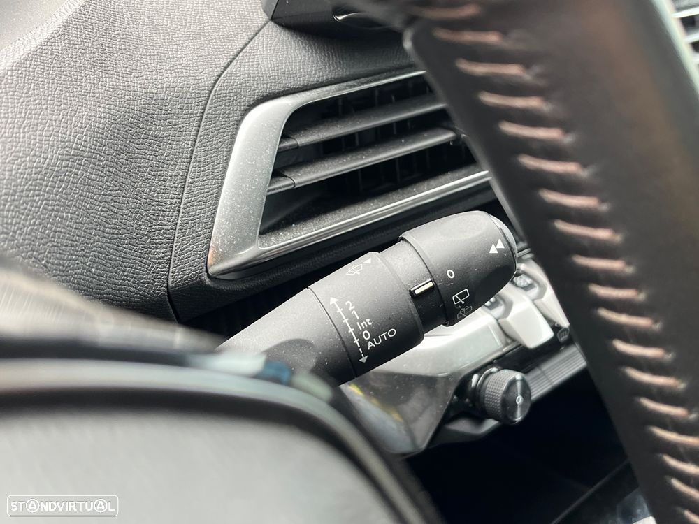 Peugeot 3008 1.5 BlueHDi Active Pack - 26