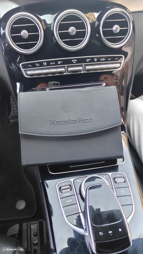 Mercedes-Benz C 350 e - 38