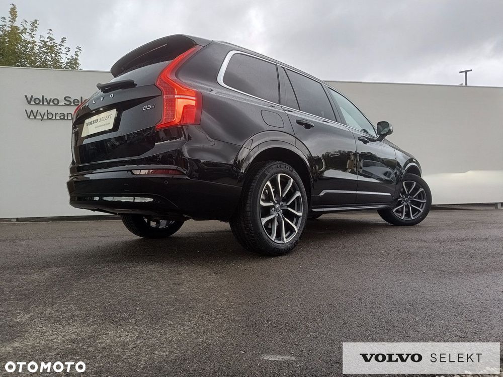 Volvo XC 90 - 9