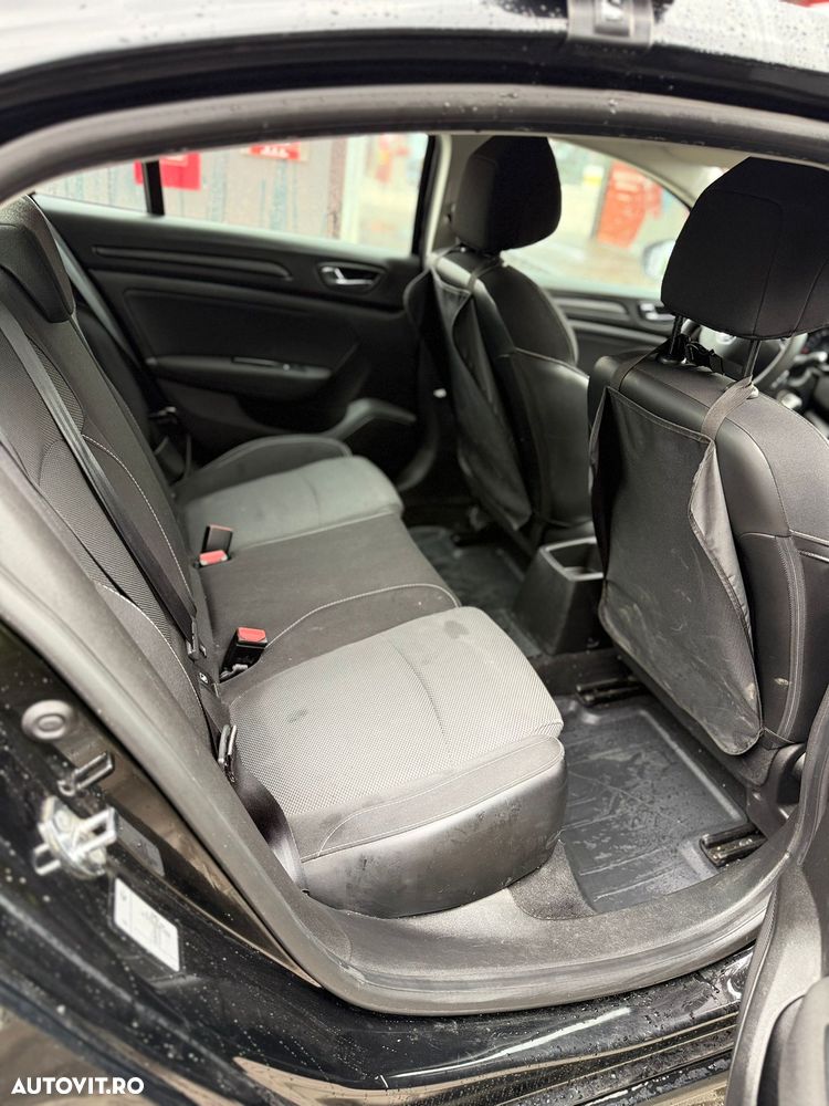 Renault Megane - 10