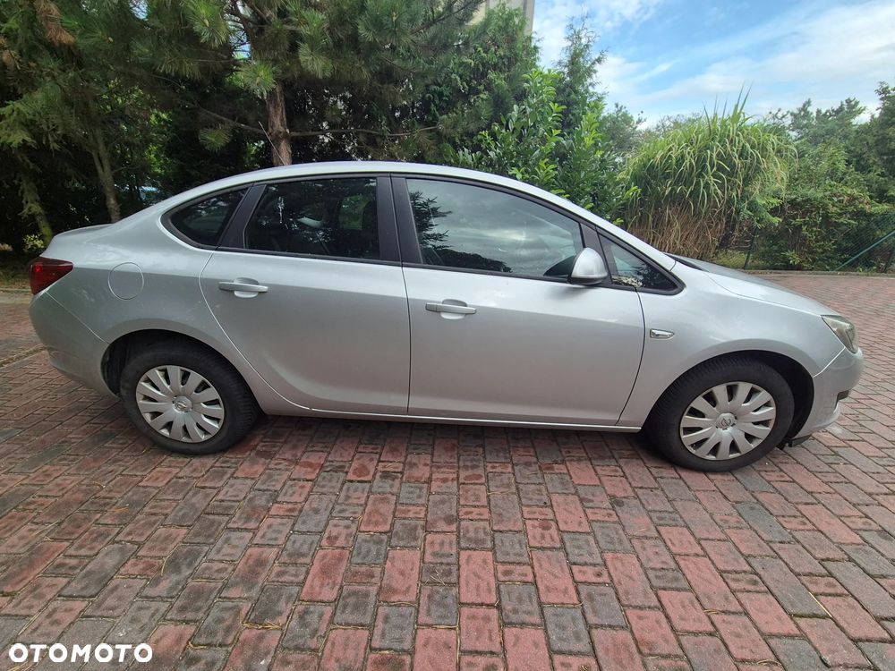 Opel Astra 1.4 Turbo - 3