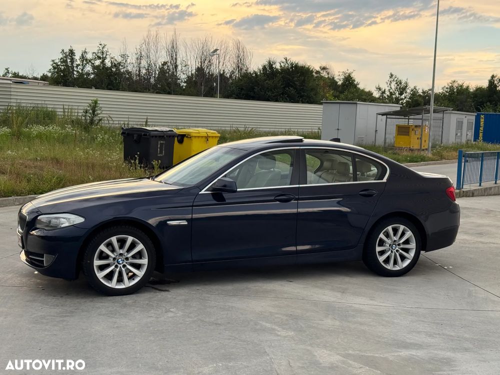 BMW Seria 5 520d Aut. Luxury Line - 6