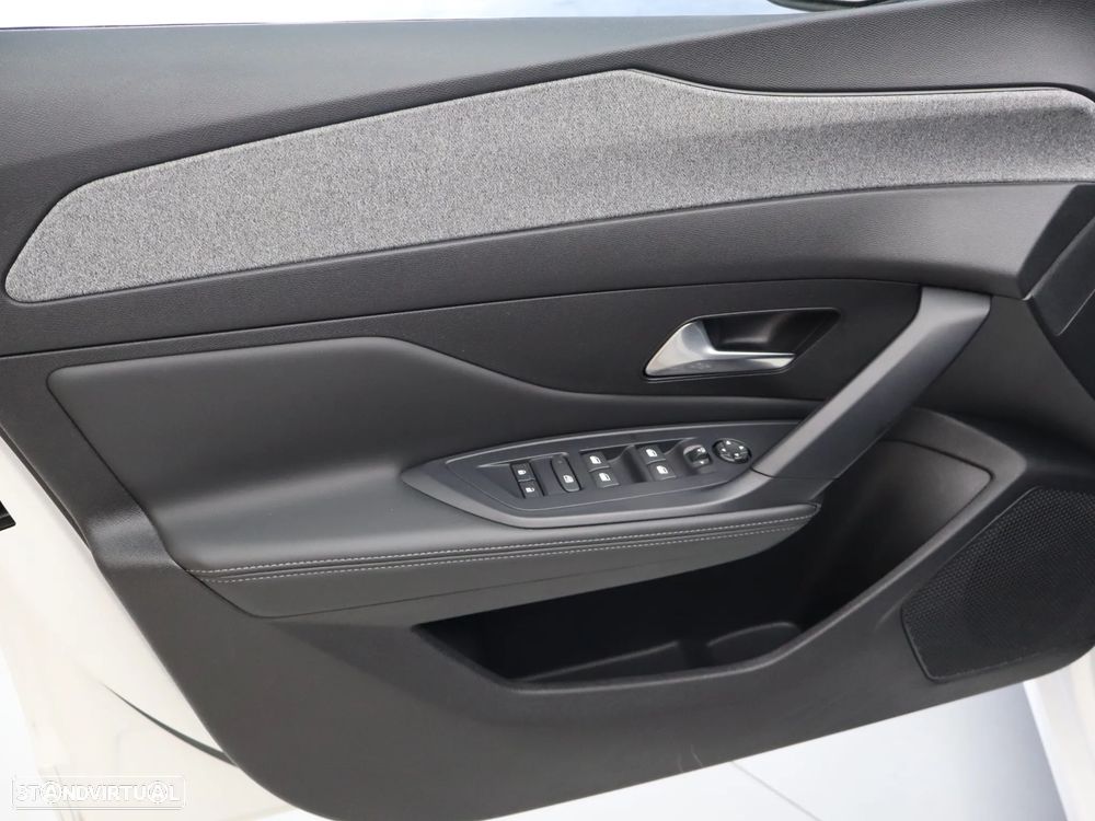 Peugeot 308 PureTech 130 EAT8 Allure Pack - 15