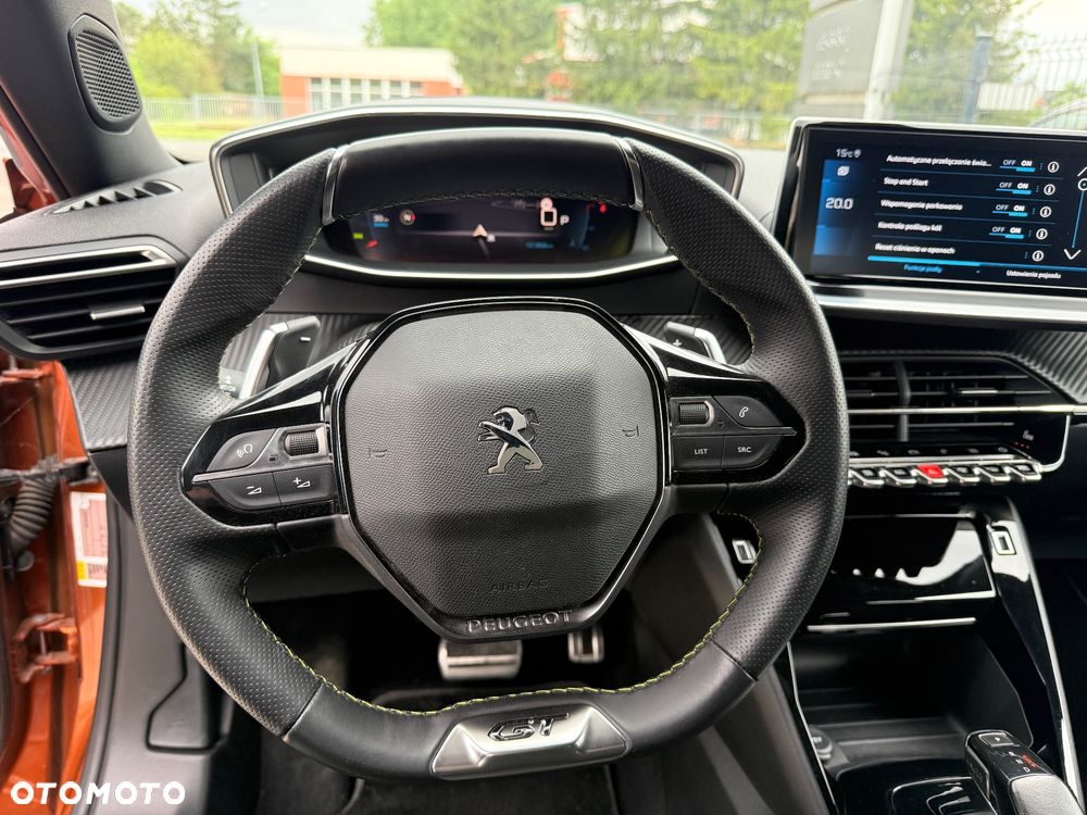 Peugeot 2008 PureTech 155 EAT8 GT - 16