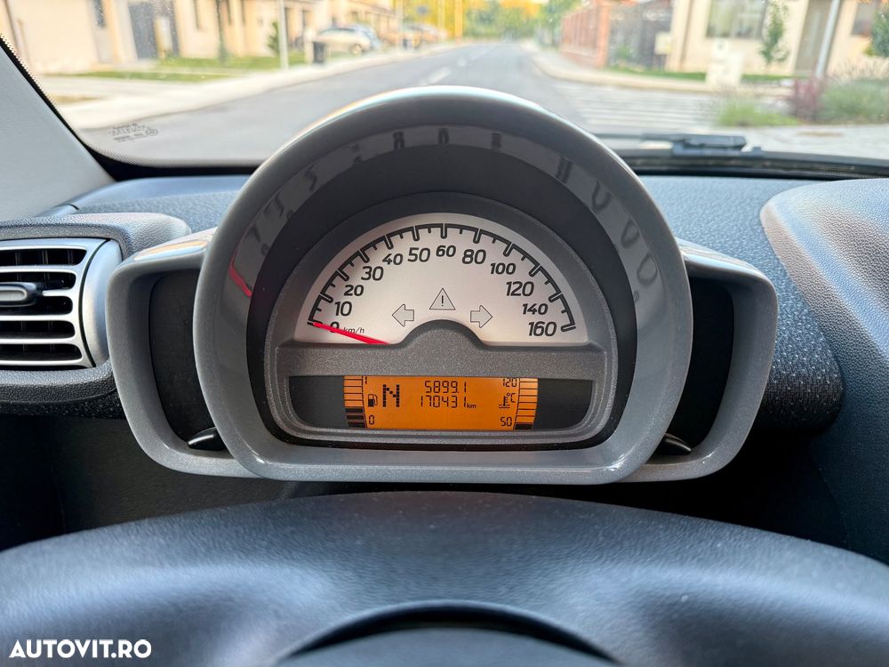 Smart Fortwo 0.8 DPF passion - 10