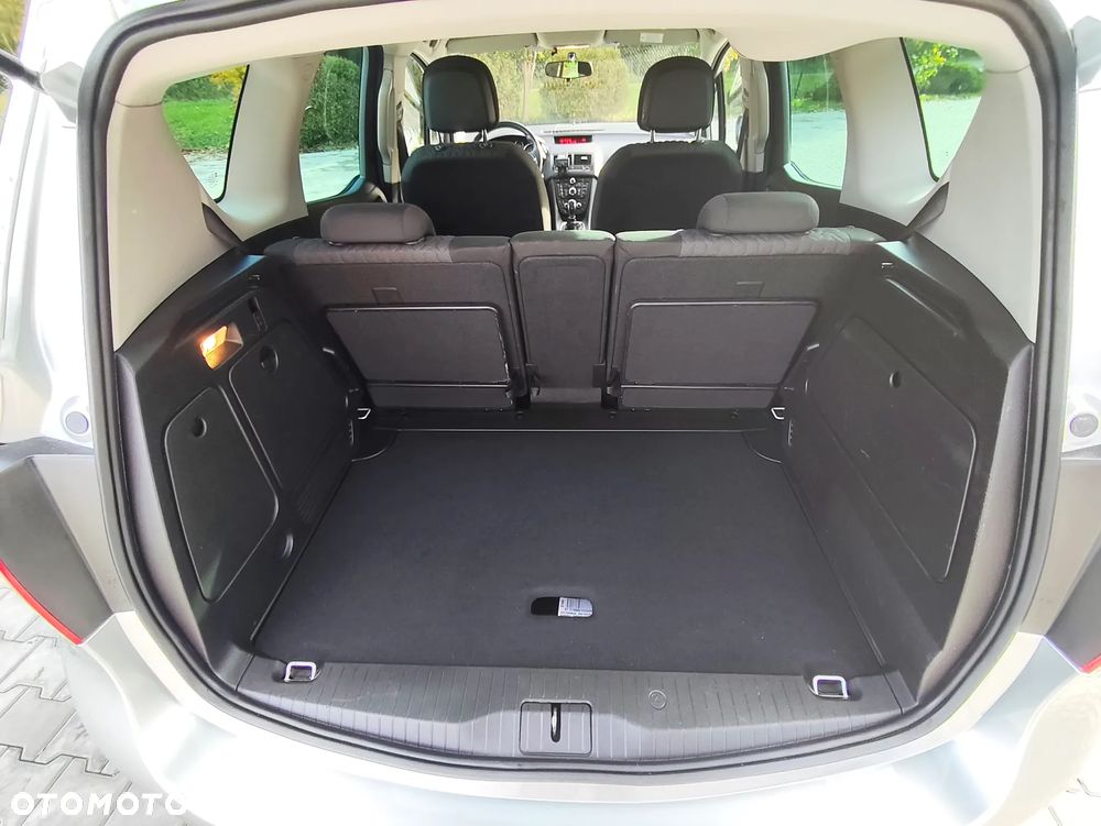Opel Meriva - 15