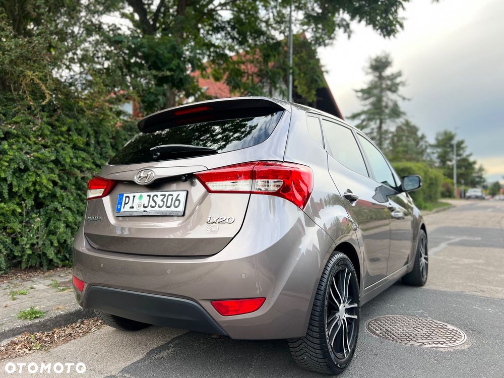 Hyundai ix20 1.4 blue YES Gold - 15