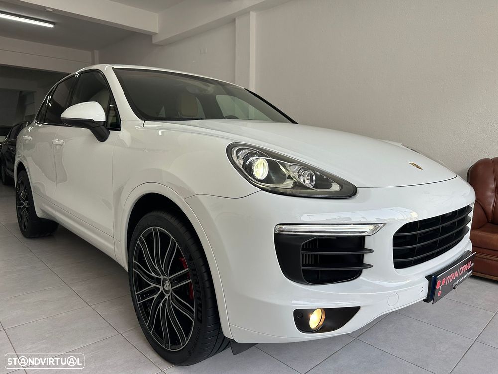 Porsche Cayenne Tiptronic S - 9