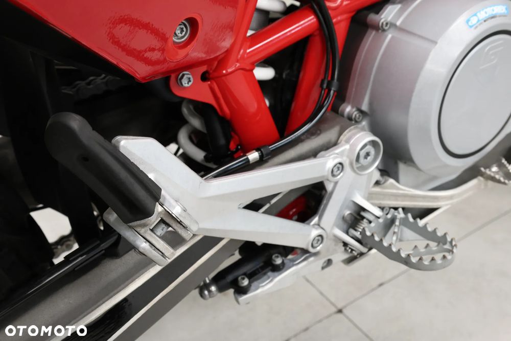 Husqvarna 701 - 20