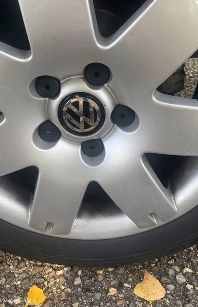 VW Passat 1.9 TDi Highline - 5