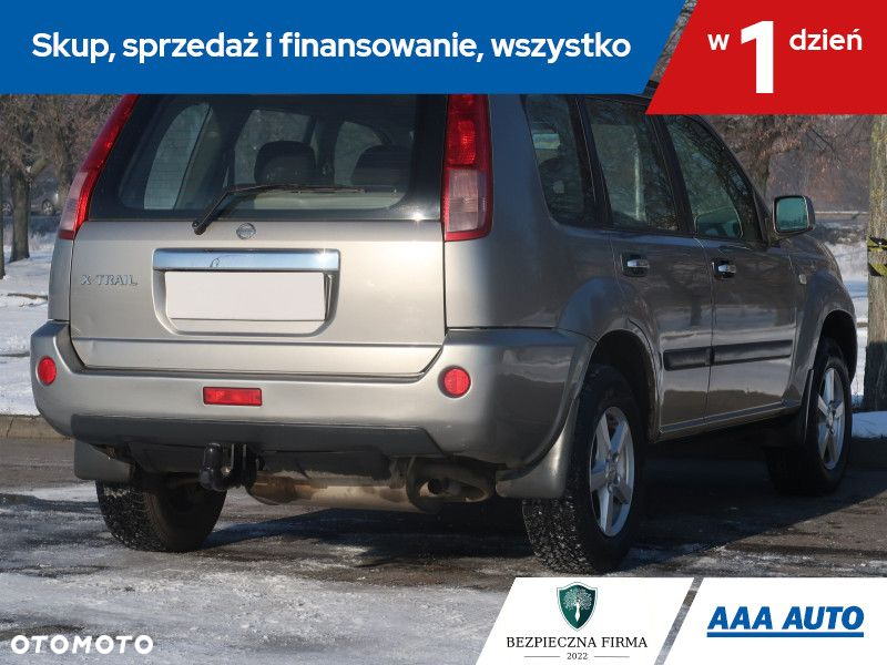 Nissan X-Trail - 6