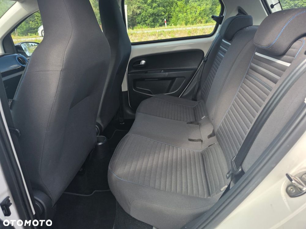 Volkswagen up! - 11