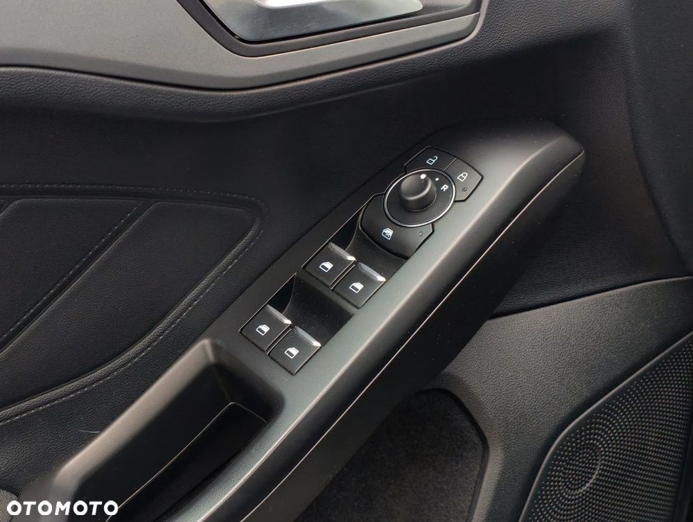 Ford Focus SW 1.5 TDCi DPF S&S Trend - 16